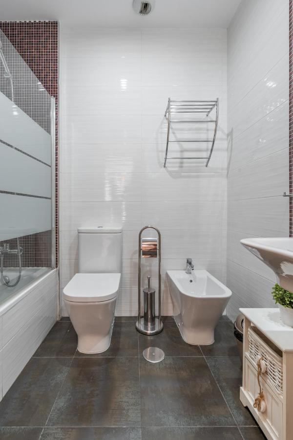 Tuguest Postigo II Catedral Apartment - Free Parking Granada Eksteriør bilde